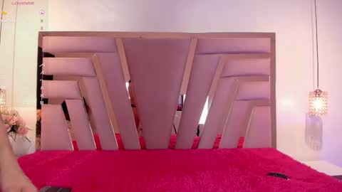 Jiggly online show from 11.12.25