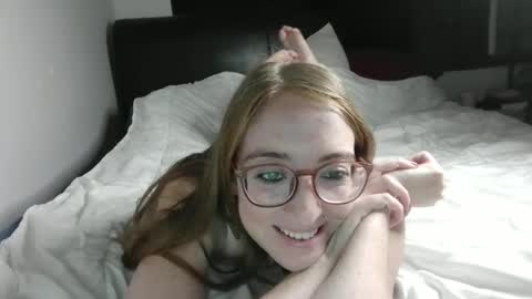 Snapshot of jilliangiselle chatting on 06.18.26 jilliangiselle online show from 06.18.26