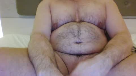 Snapshot of jimbeefbear chatting on 02.08.25 Jim online show from 02.08.25