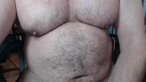 Snapshot of jimbeefbear chatting on 10.01.25 Jim online show from 10.01.25