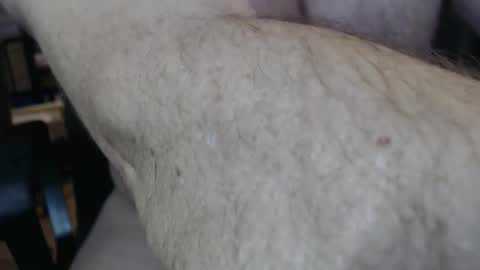 Snapshot of jimbeefbear chatting on 10.28.25 Jim online show from 10.28.25