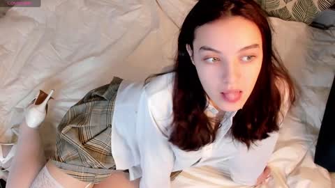 Snapshot of jimenachan chatting on 01.22.25 Alla online show from 01.22.25
