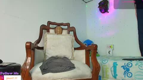 Jimm  Independent Model  online show from 09.30.25