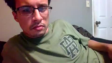 Snapshot of jimmac98 chatting on 01.09.25 james online show from 01.09.25