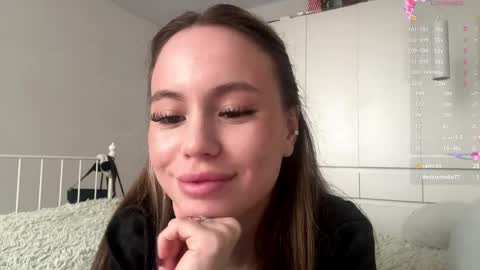 Snapshot of jimmyholtzman chatting on 04.25.26 Kate online show from 04.25.26