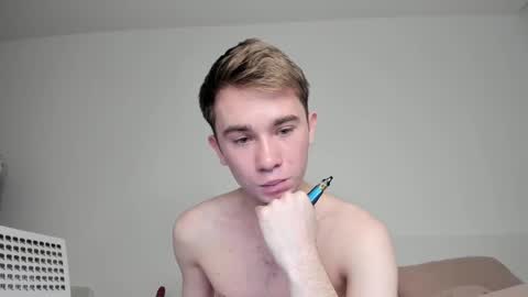 Snapshot of jimyti_bad_boy chatting on 01.22.25 jimyti_bad_boy online show from 01.22.25