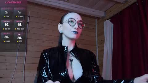 Jinhee Noir online show from 02.08.26