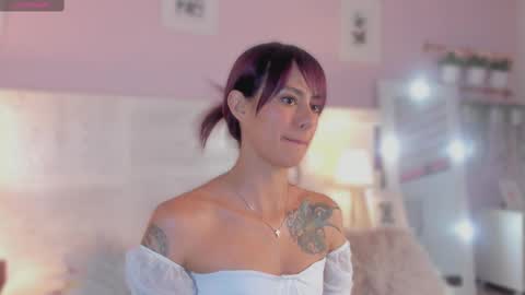 Snapshot of jinx_dh chatting on 10.07.25 Jinx online show from 10.07.25