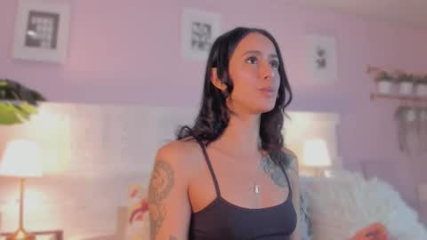 Snapshot of jinx_dh chatting on 11.03.25 Jinx online show from 11.03.25