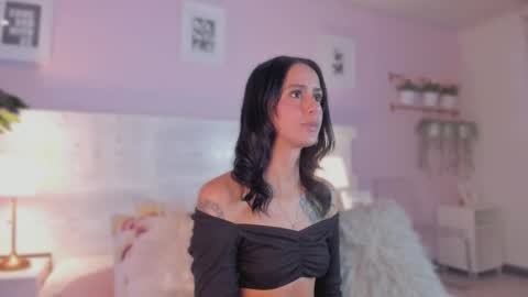 Snapshot of jinx_dh chatting on 11.04.25 Jinx online show from 11.04.25