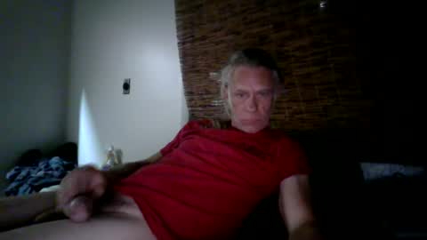 Snapshot of jizzmitten5 chatting on 06.29.26 jizzmitten5 online show from 06.29.26
