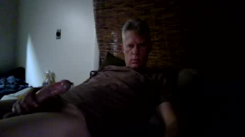 Snapshot of jizzmitten5 chatting on 07.14.26 jizzmitten5 online show from 07.14.26