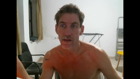 Snapshot of jlmbud chatting on 12.28.24 jlmbud online show from 12.28.24