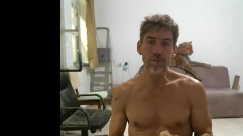 Snapshot of jlmbud chatting on 09.24.25 jlmbud online show from 09.24.25