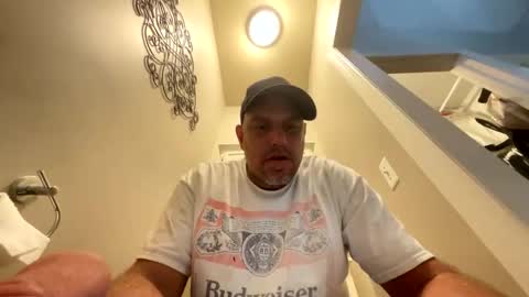 Snapshot of jlovindemsm chatting on 10.03.25 Jimmy online show from 10.03.25