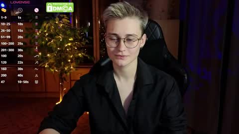 Snapshot of joan_night chatting on 06.03.26 J online show from 06.03.26