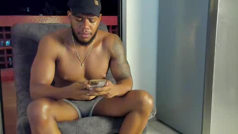 Snapshot of joan_saenz chatting on 01.16.25 JOAN SAENZ online show from 01.16.25