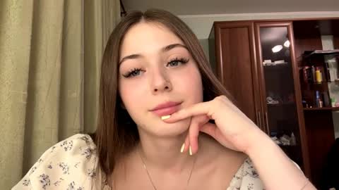 Adel online show from 04.13.26