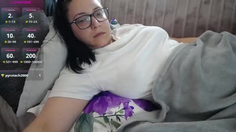 Snapshot of joanna_cw chatting on 05.27.26 Jo online show from 05.27.26