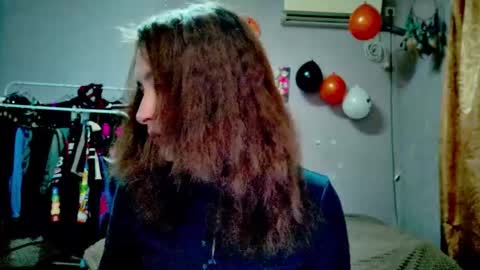 Joannatompson online show from 10.28.25