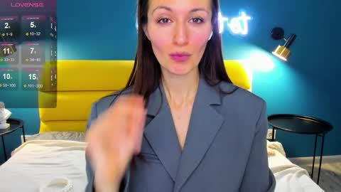 Joan online show from 01.18.26