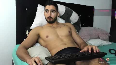 Snapshot of joao_batista_team chatting on 10.25.25 JOAO BATISTA online show from 10.25.25