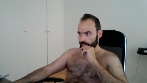 Snapshot of joaodias_18 chatting on 06.22.26 joaodias_18 online show from 06.22.26