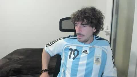 Snapshot of joaquin420_hot chatting on 02.21.26 joaquin420_hot online show from 02.21.26