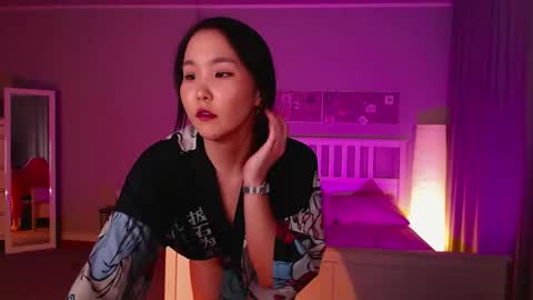 Amina online show from 02.06.25