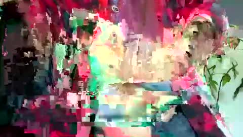 Snapshot of joeblow2525 chatting on 10.04.25 joeblow2525 online show from 10.04.25