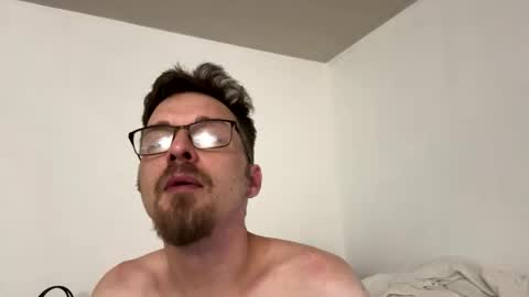 Xtina online show from 02.16.25