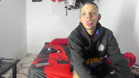 Snapshot of johan_and_antonella chatting on 04.03.26 johan_and_antonella online show from 04.03.26