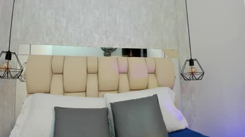 Johan  online show from 10.06.25