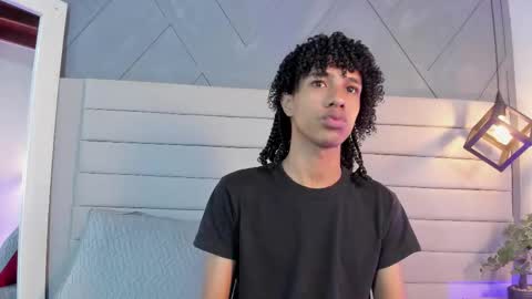 Johan  online show from 11.21.25