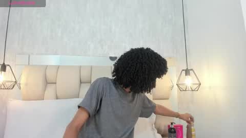 Snapshot of johan_gz_ chatting on 02.10.26 Johan online show from 02.10.26