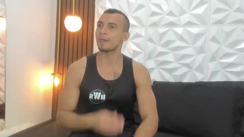 Snapshot of johan_miller1 chatting on 10.08.25 johan online show from 10.08.25