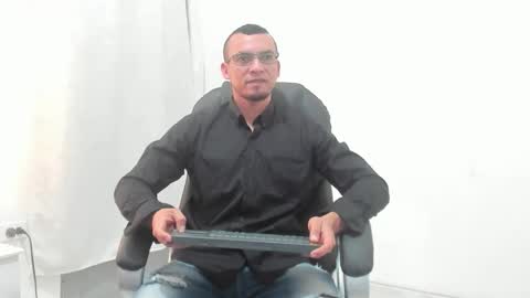 Snapshot of johan_miller1 chatting on 11.08.25 johan online show from 11.08.25