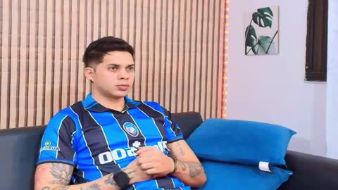 Snapshot of johan_speitzer chatting on 02.23.26 johan speitzer online show from 02.23.26