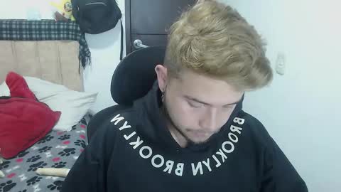 JOHAN independient model online show from 10.14.25