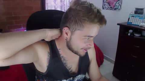 JOHAN independient model online show from 10.28.25