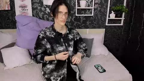 Snapshot of john__strong chatting on 06.03.26 john__strong online show from 06.03.26