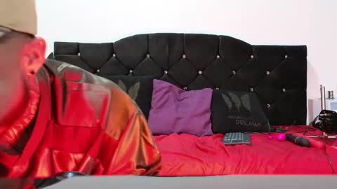 Snapshot of john_and_louis chatting on 12.16.24 John online show from 12.16.24