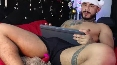 Snapshot of john_and_louis chatting on 12.21.24 John online show from 12.21.24