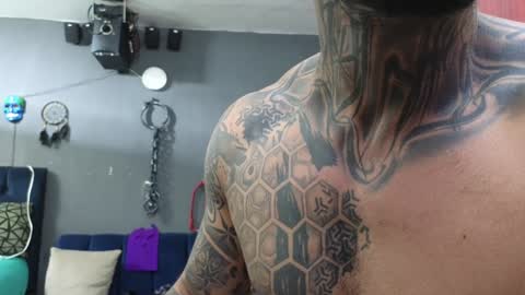 Snapshot of john_and_louis chatting on 12.31.24 John online show from 12.31.24