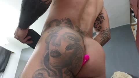 Snapshot of john_and_louis chatting on 01.23.25 John online show from 01.23.25