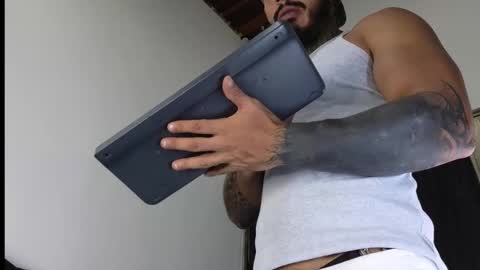 Snapshot of john_and_louis chatting on 02.16.25 John online show from 02.16.25