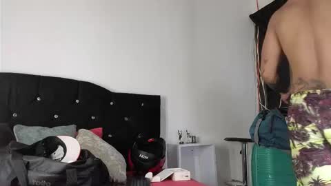 Snapshot of john_and_louis chatting on 10.20.25 John online show from 10.20.25