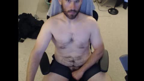 Snapshot of john_donson chatting on 10.11.25 john_donson online show from 10.11.25