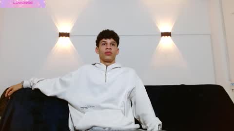 Snapshot of john_ssnow29 chatting on 10.07.25 john_ssnow29 online show from 10.07.25