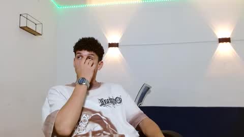 Snapshot of john_ssnow29 chatting on 10.09.25 john_ssnow29 online show from 10.09.25